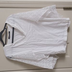 Medium White top with fun sleeves